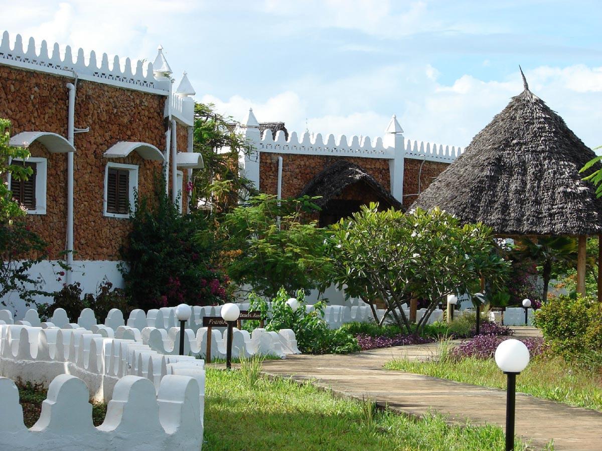 Sultan Palace Michamvi 外观 照片